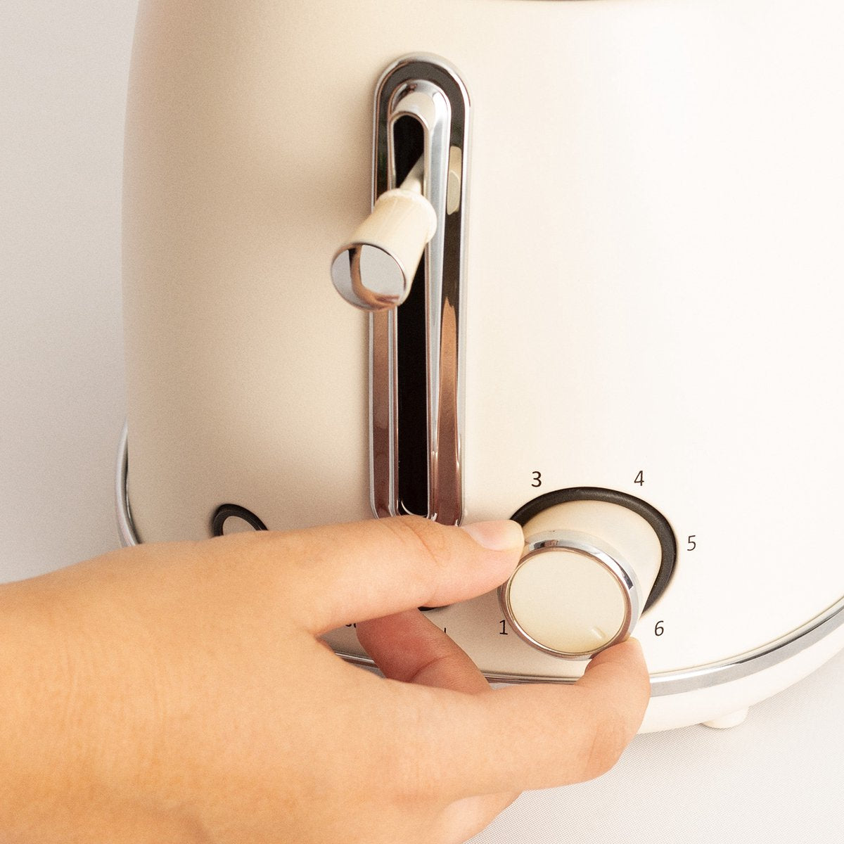 Create - Toast Retro XL Toaster / Off White / 1500W