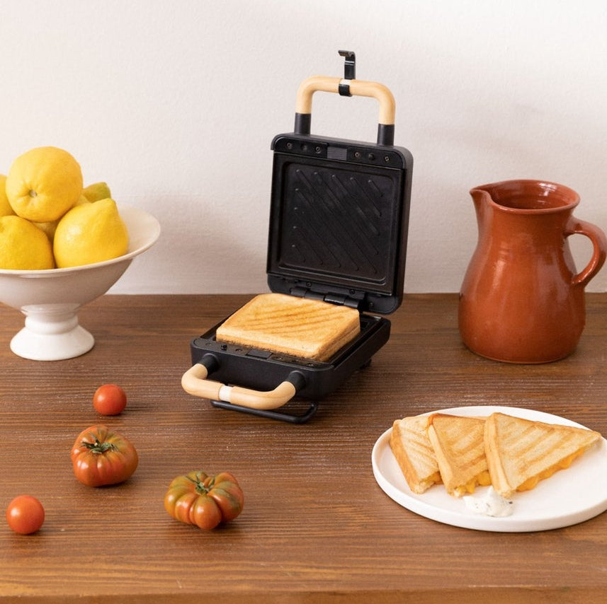 Create - Stone 2 In 1 Compact Sandwich Grill And Waffle Maker / 600W / Black