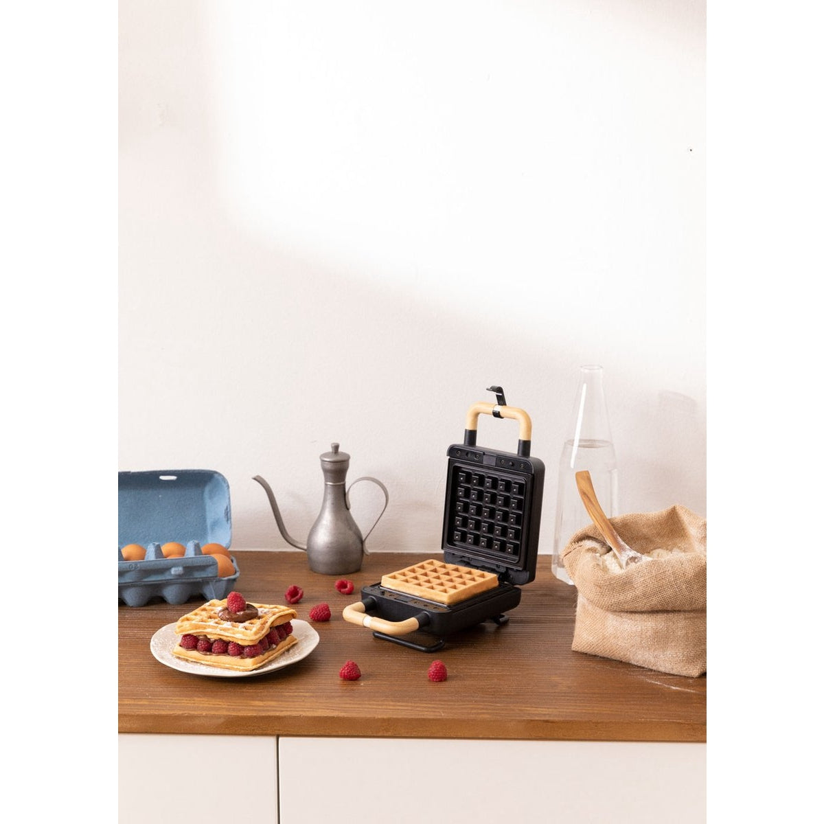 Create - Stone 2 In 1 Compact Sandwich Grill And Waffle Maker / 600W / Black
