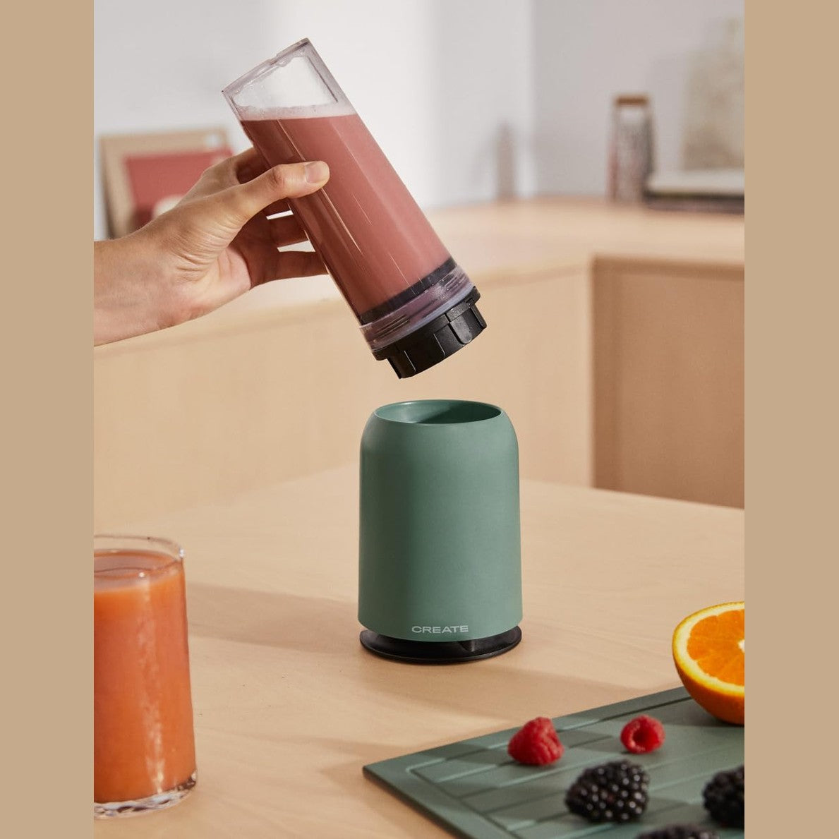 CREATE /MOI STUDIO Portable Blender - Sage Green Glass 400ml