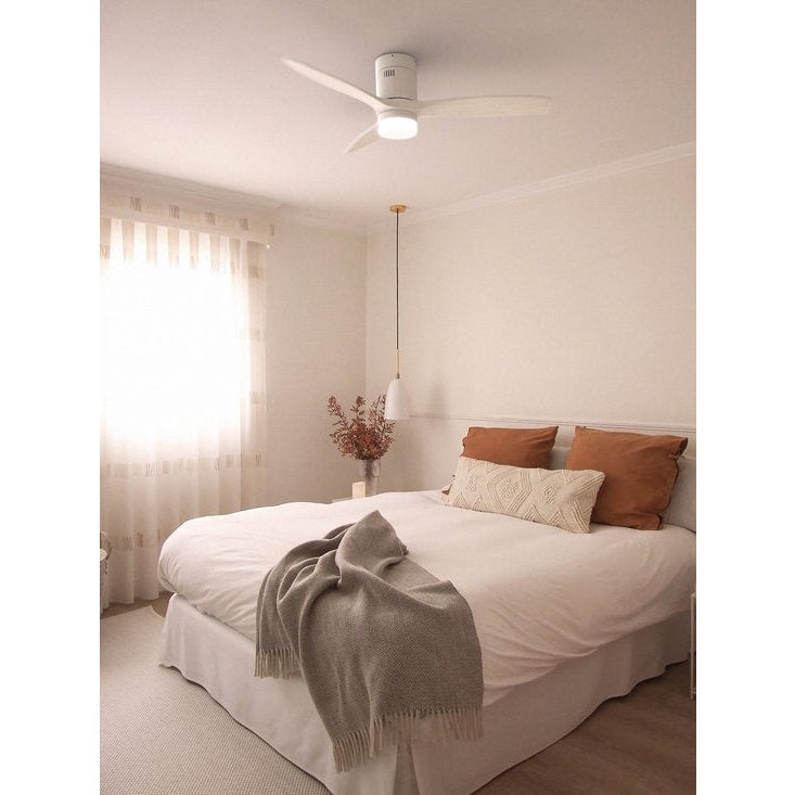 Create - WindCalm White Ceiling Fan With Winter Summer Function - 132cm - 6 Speeds( With Light )