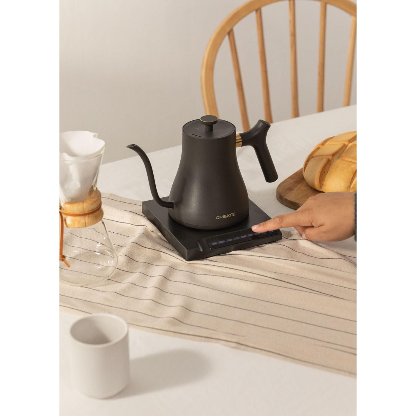 Create - Hattori Swan Electric Water Kettle 0.5 L Black