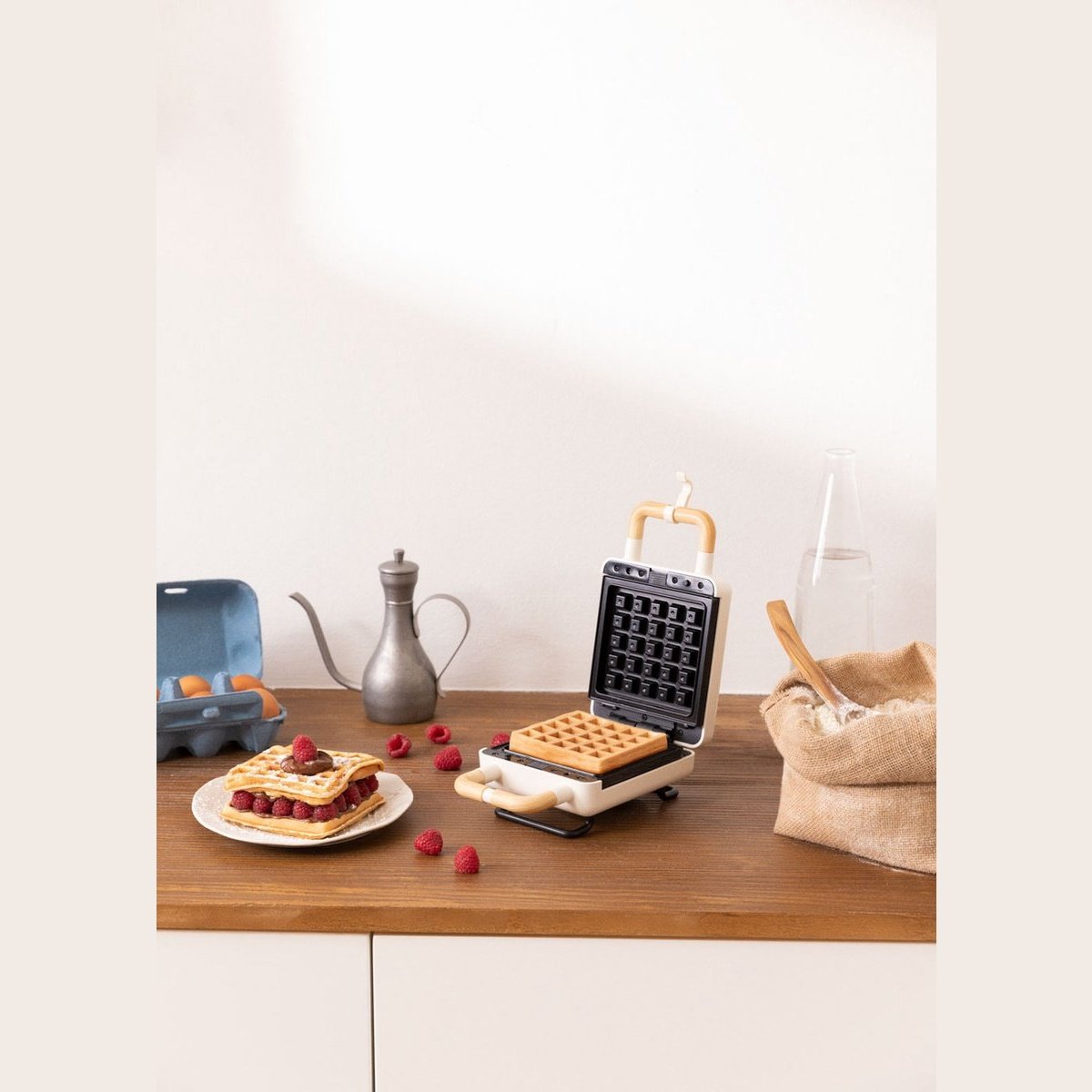 Create - Stone 2 In 1 Compact Sandwich Grill And Waffle Maker / 600W / Beige