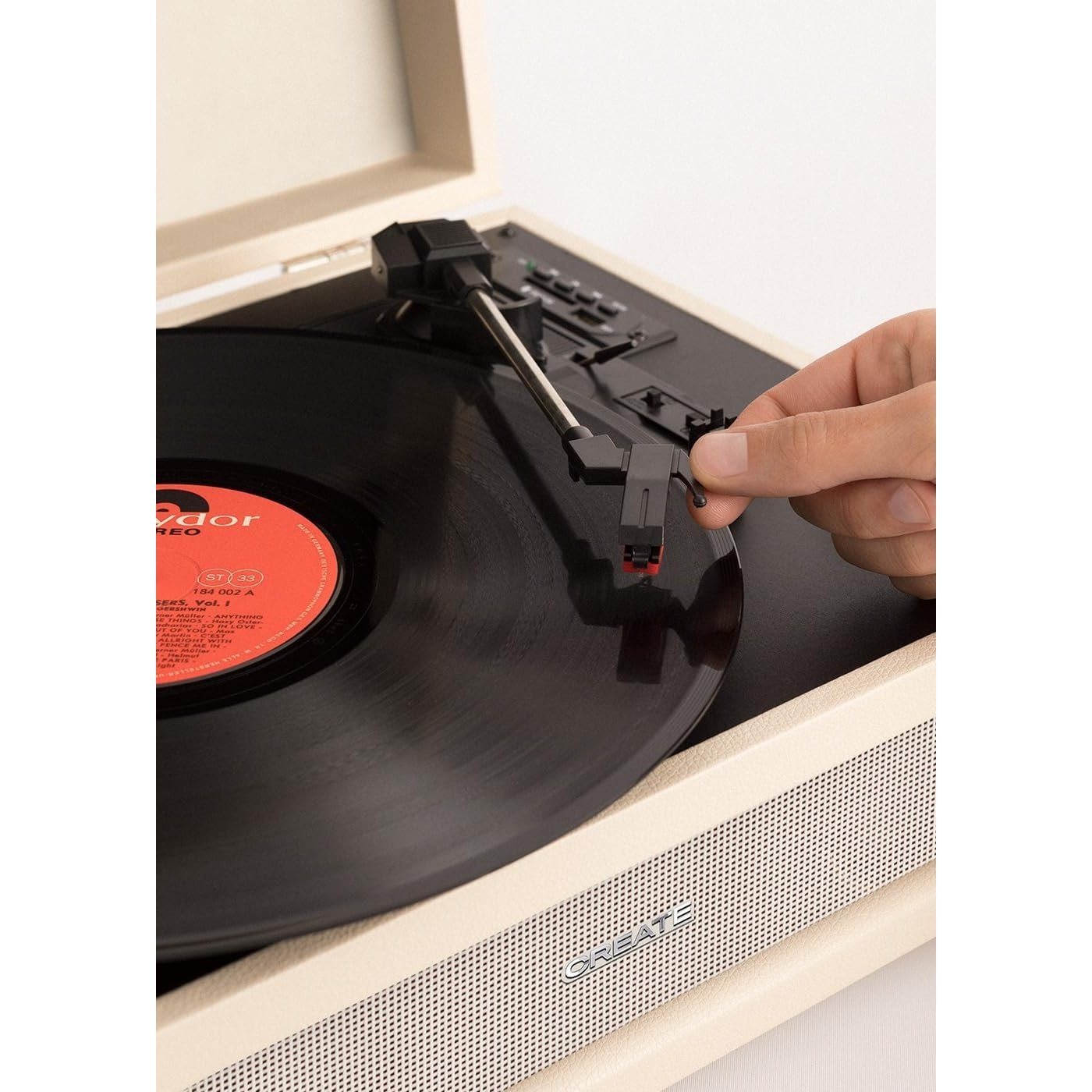 Create - Portable Turntable With Bluetooth / White