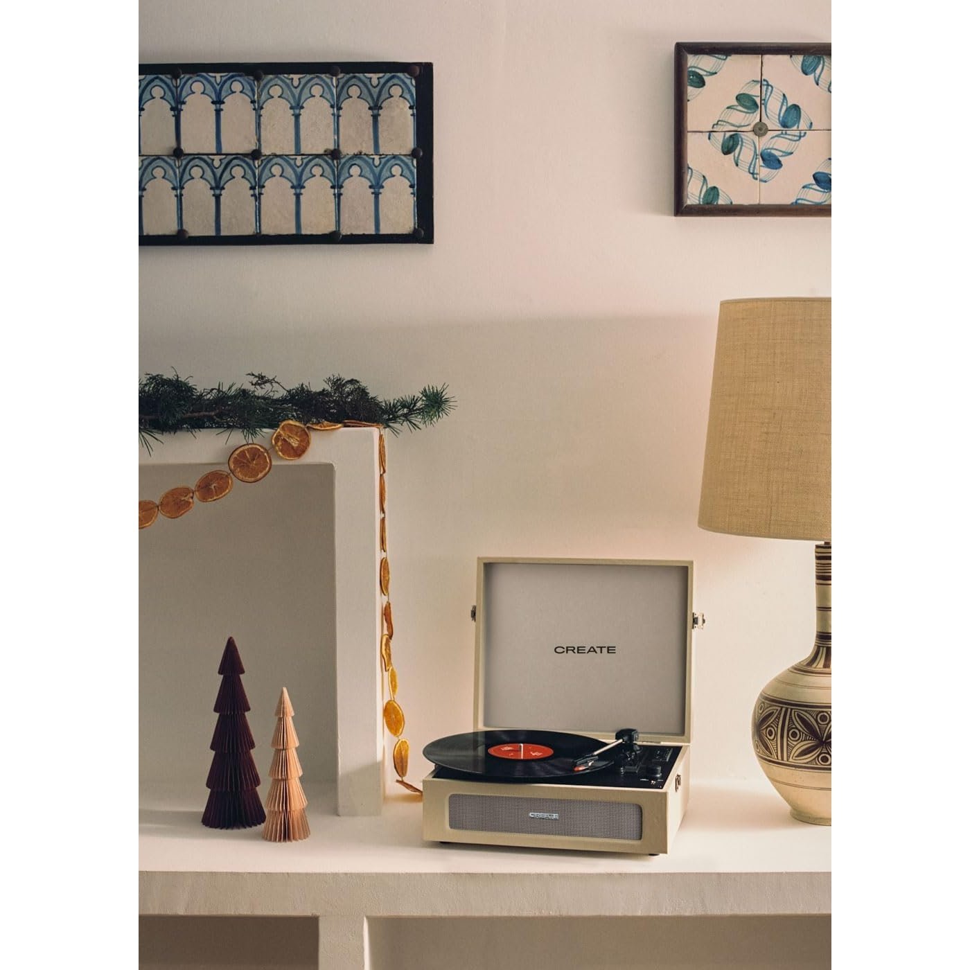 Create - Portable Turntable With Bluetooth / White