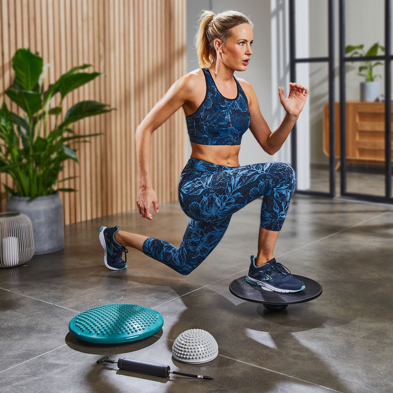Crane - Balance Board