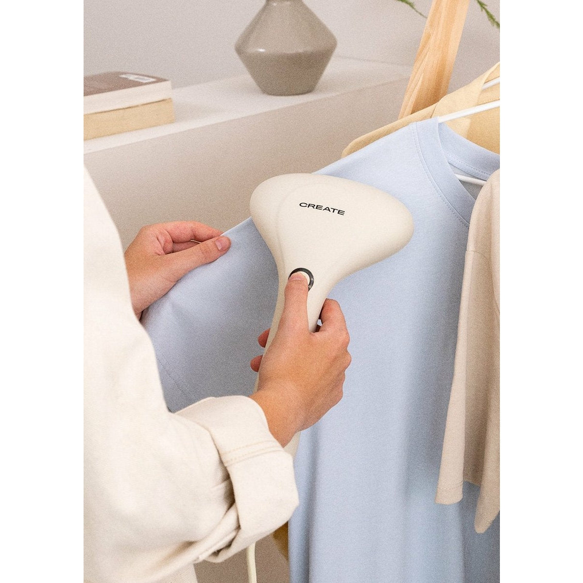 Create - Vertical Clothes Steamer / 1500W / White