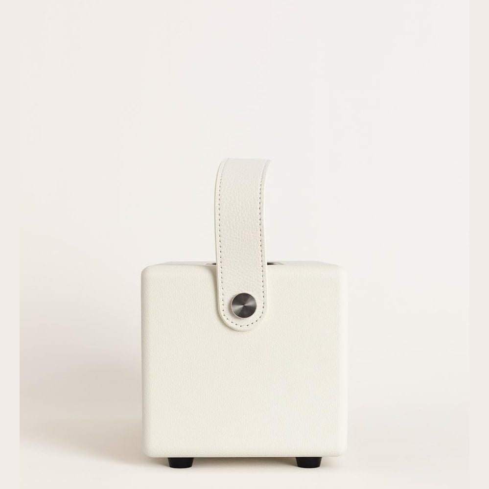 CREATE - Retro Portable Speaker – Bluetooth, USB and AUX (Black, 40W)