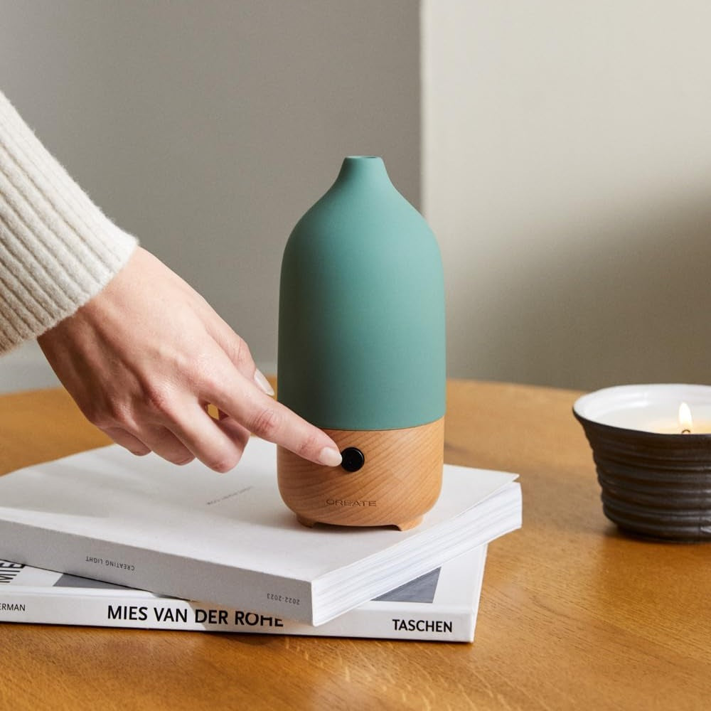 CREATE - Aroma Ceramic Aroma Diffuser and Mini Humidifier – Sage Green (100 ml) 