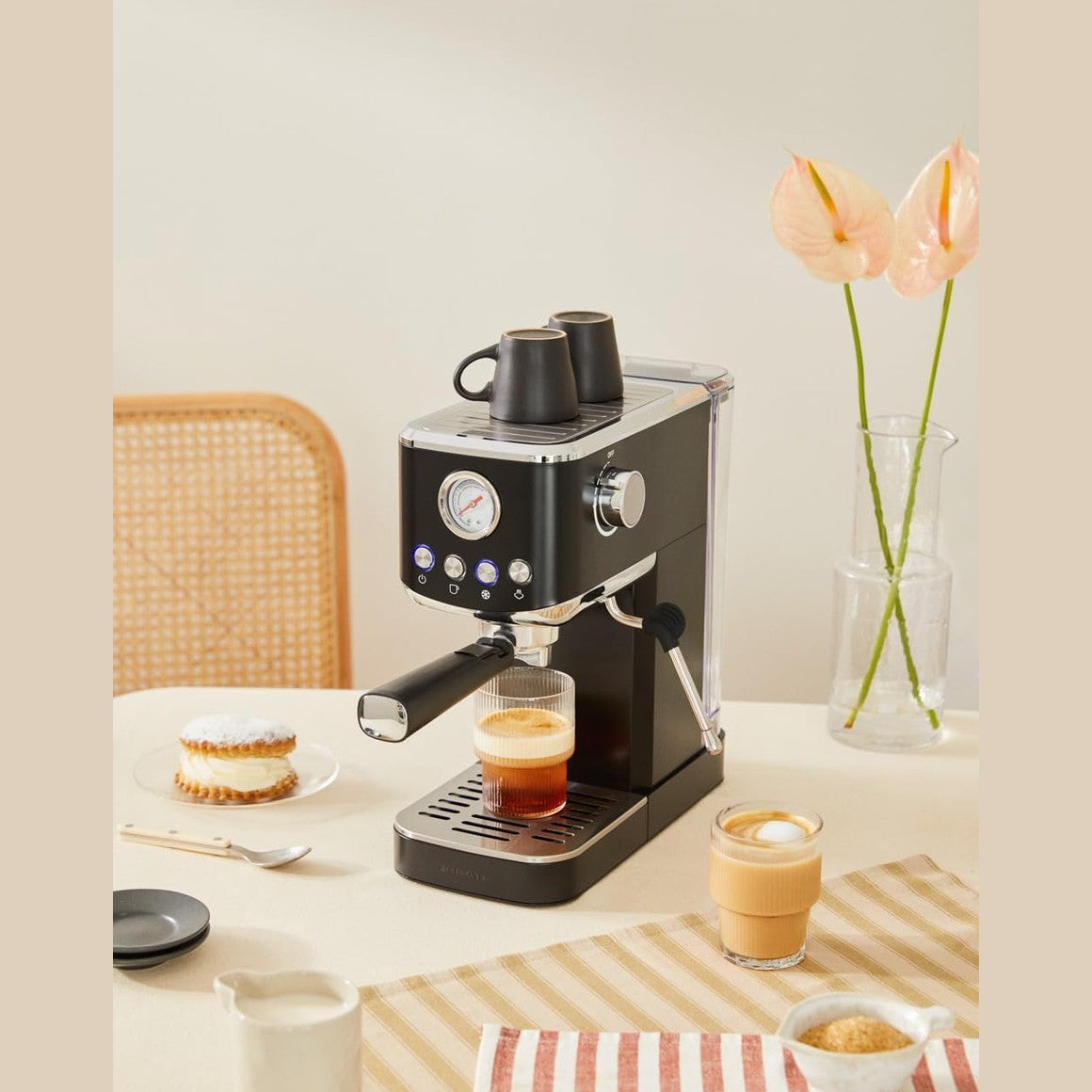 CREATE - Thera Classic Compact Espresso Machine – Semi-Automatic, 20 Bar, 1350 W - Black