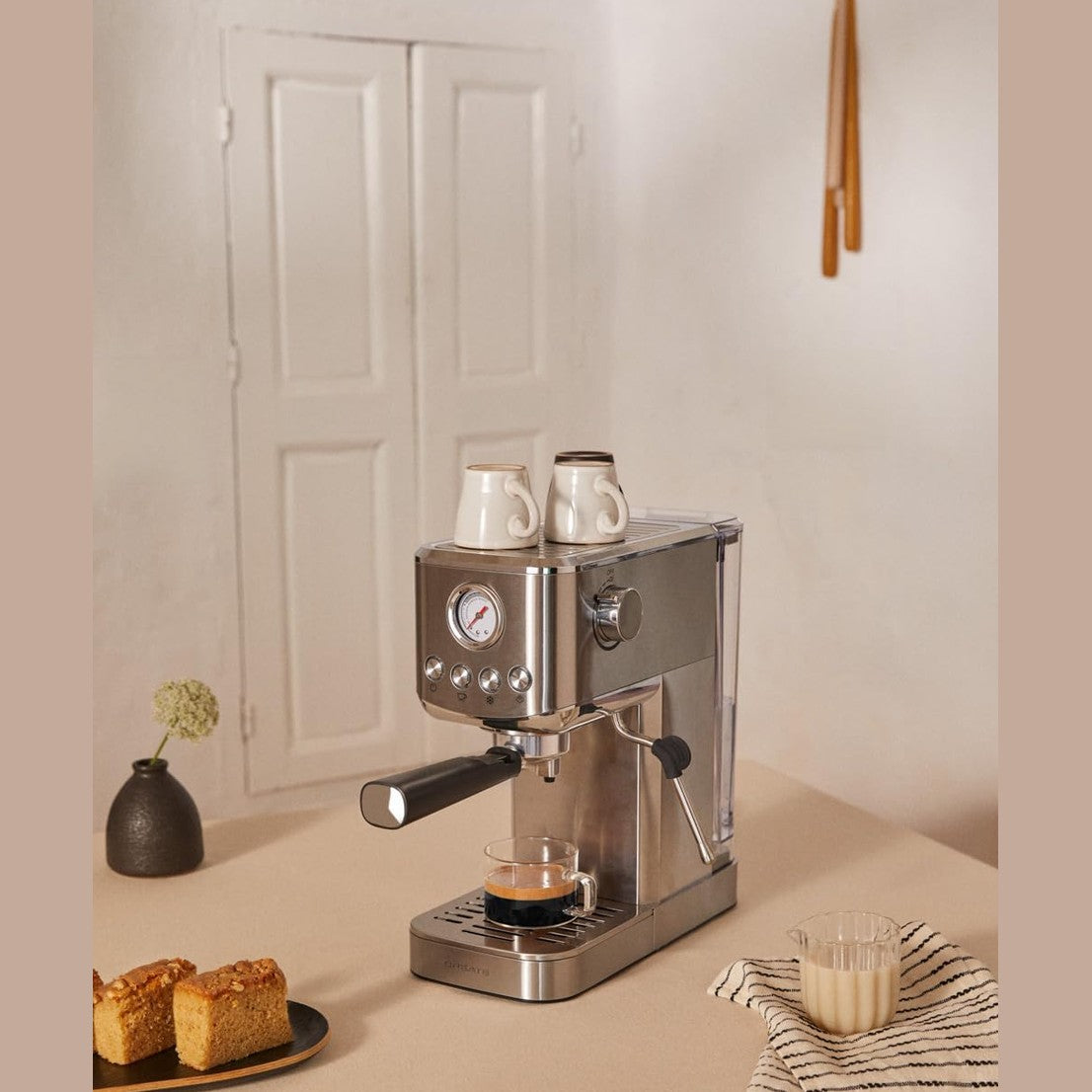 CREATE - Thera Classic Compact Espresso Machine – Semi-Automatic, 20 Bar, 1350 W - Stainless Steel