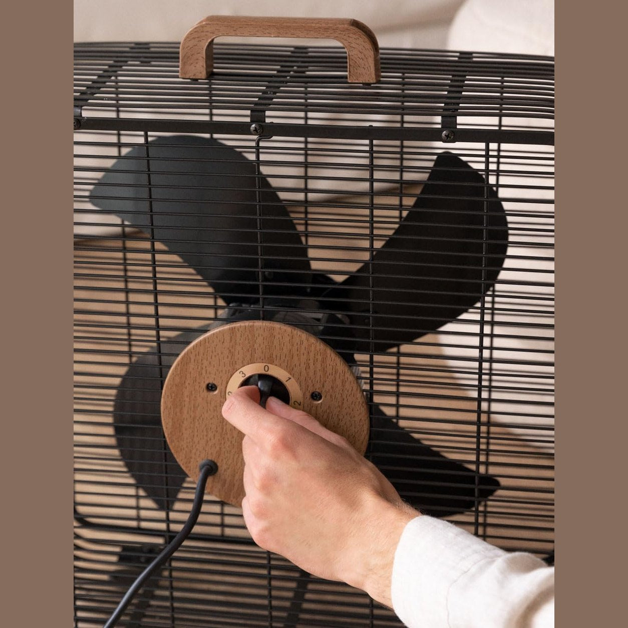CREATE - Air Floor Box Industrial Floor Fan – 90W, Black