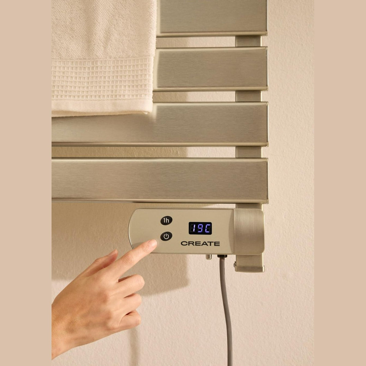 CREATE / Warm Towel 500W / Electric Towel Rail Stainless Steel / 96.6 x 5 x 55 cm / for Floor or Wall. Timer. LCD Display. Low Consumption