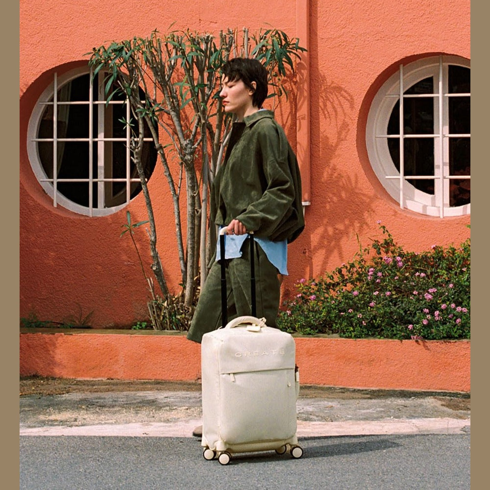 CREATE / Luggage Studio Soft/Soft Suitcase Polyester Off-White / 47 x 25.5 x 65 cm / TSA Padlock, 4 Double Wheels, Organizer, Telescopic Handle, Waterproof Fabric, ID Tag
