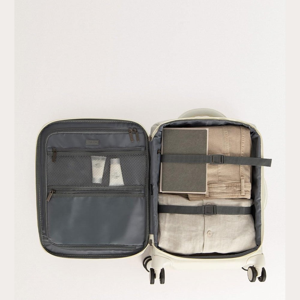 CREATE / Luggage Studio Soft/Soft Suitcase Polyester Off-White / 47 x 25.5 x 65 cm / TSA Padlock, 4 Double Wheels, Organizer, Telescopic Handle, Waterproof Fabric, ID Tag