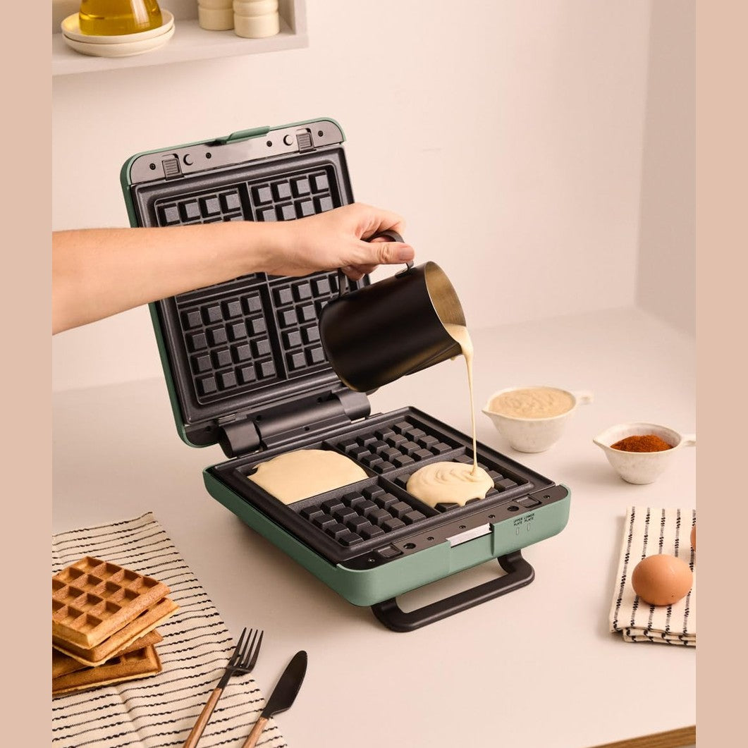 CREATE/STONE STUDIO/Sandwich-Grill and Waffle Maker Sage Green / 3 Interchangeable Plates: Grill, Waffle and Sandwich, 1600 W
